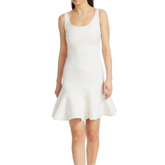 Akris Punto Dresses & Skirts - Akris Punto 100% Wool Sleeveless Flounce Dress White Cream Size 6